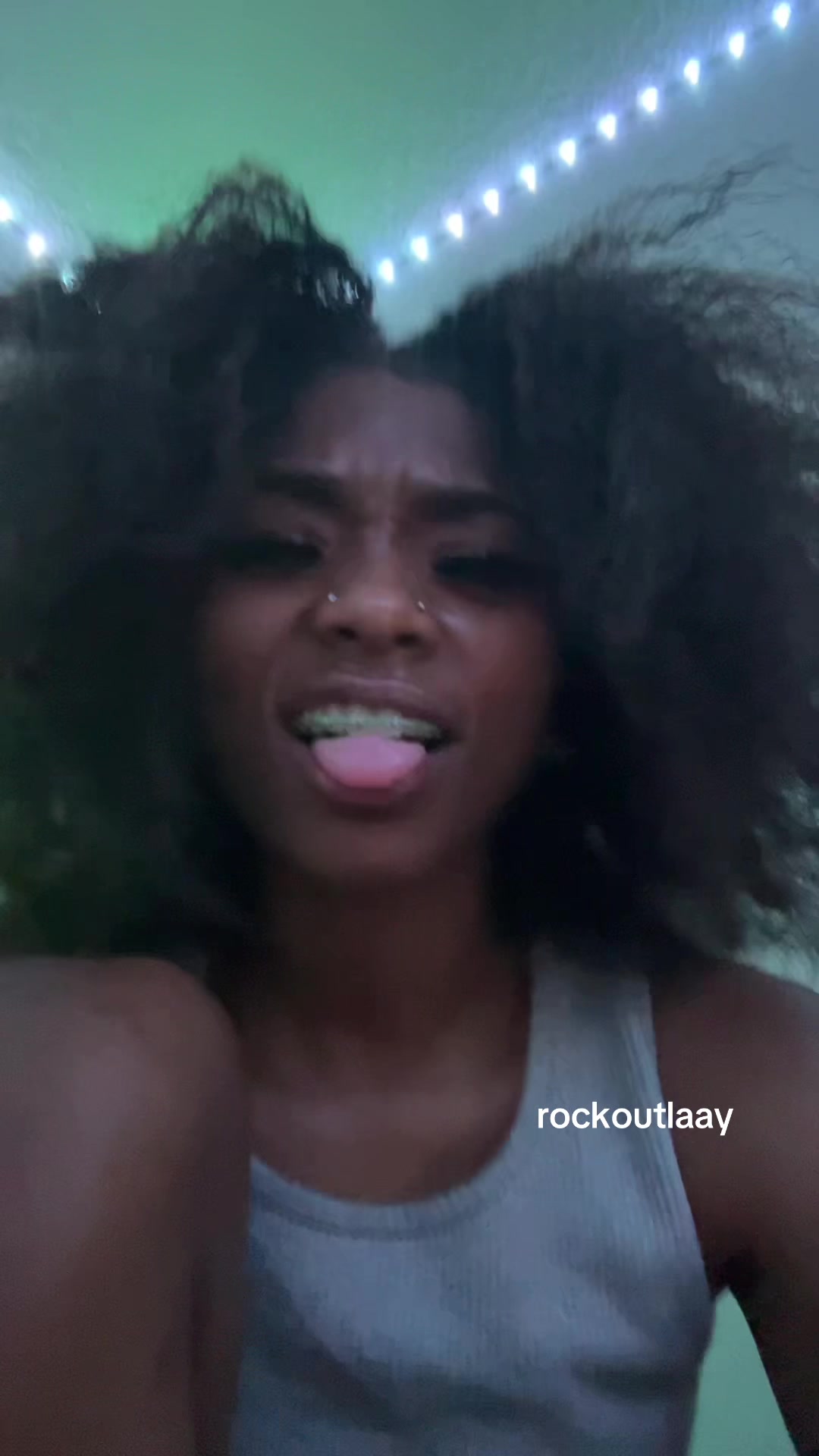 @rockoutlaay