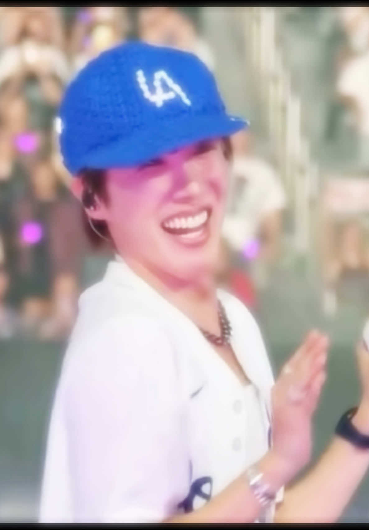@Hobiah (fan account)