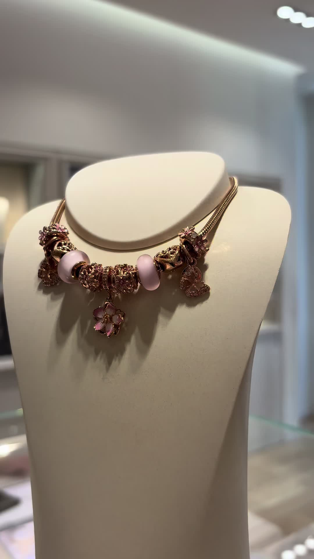@Pandora Apeldoorn