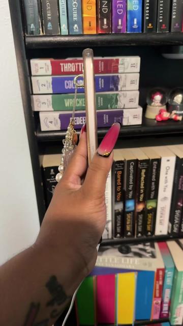 @VtheBookEmpress 📚 🩵✨