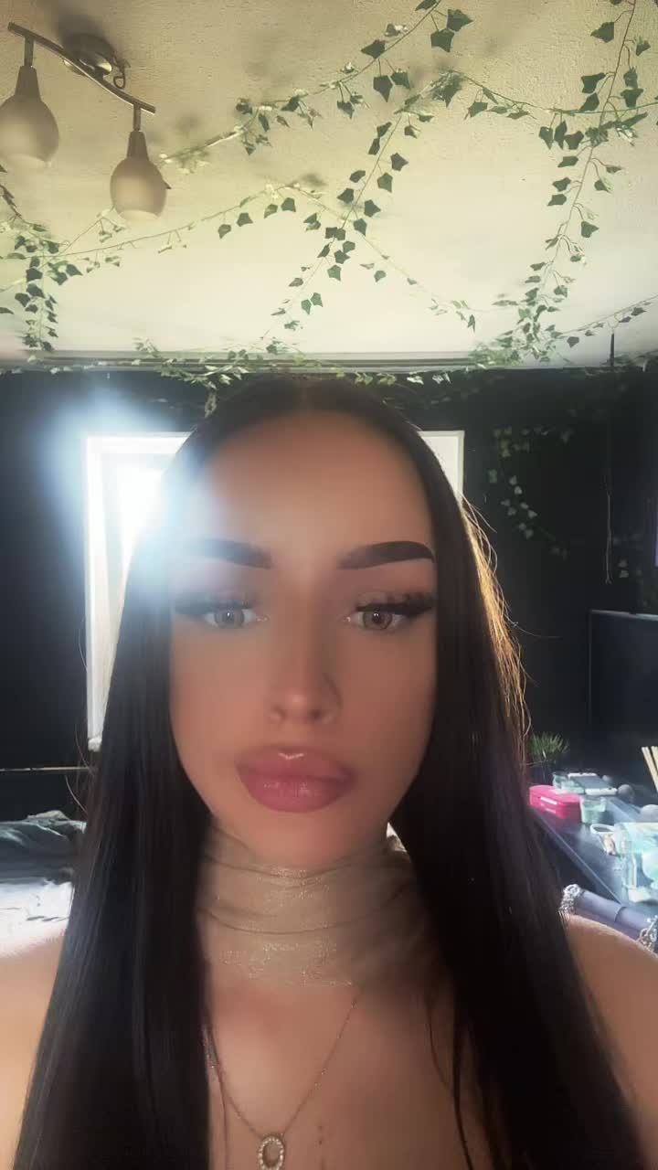 @Teodora 🧛🏼&zwj;♀️