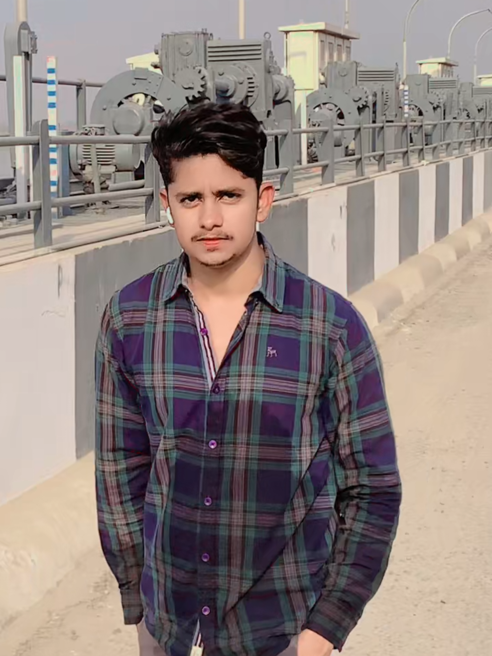 @CH UMAR ALi
