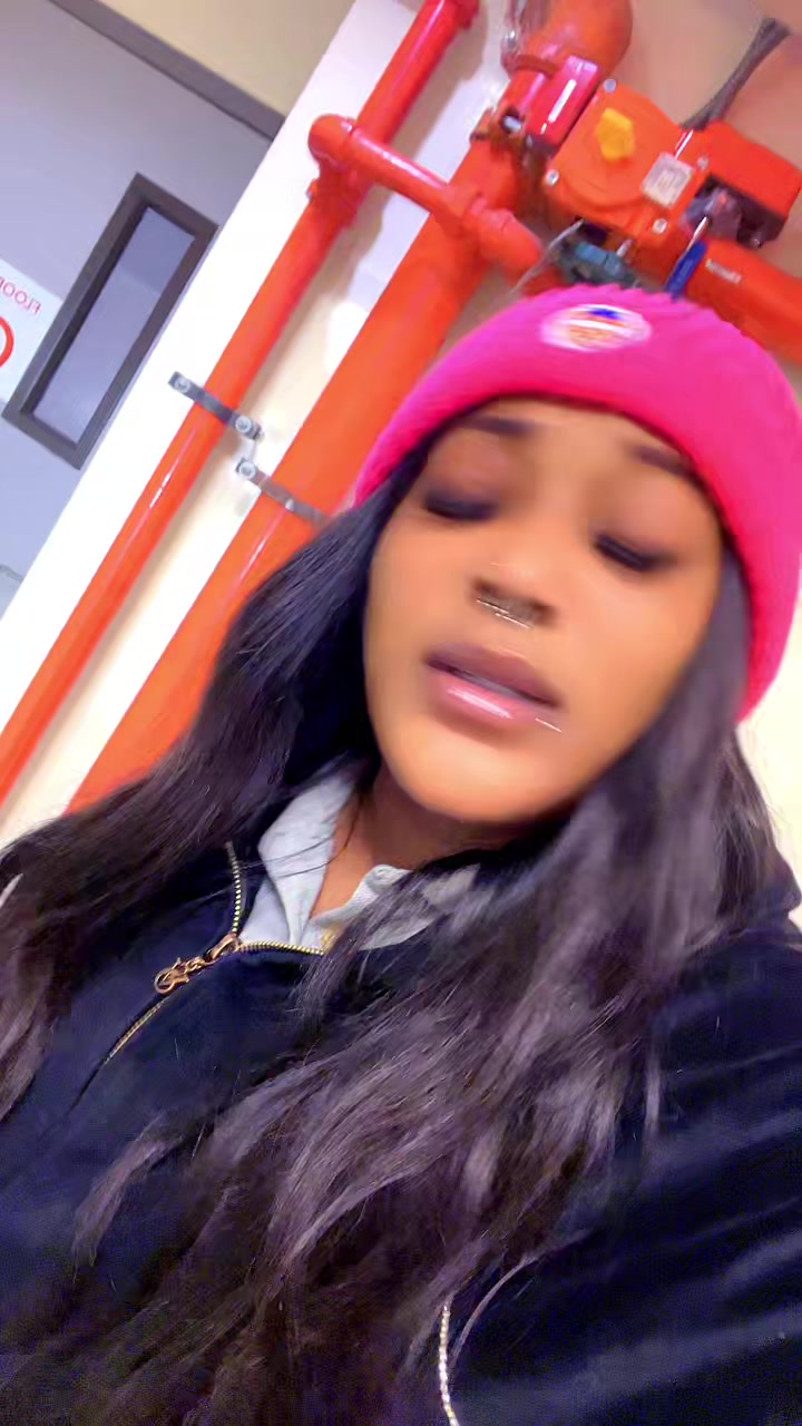 @🦋Neecy-bling🦋