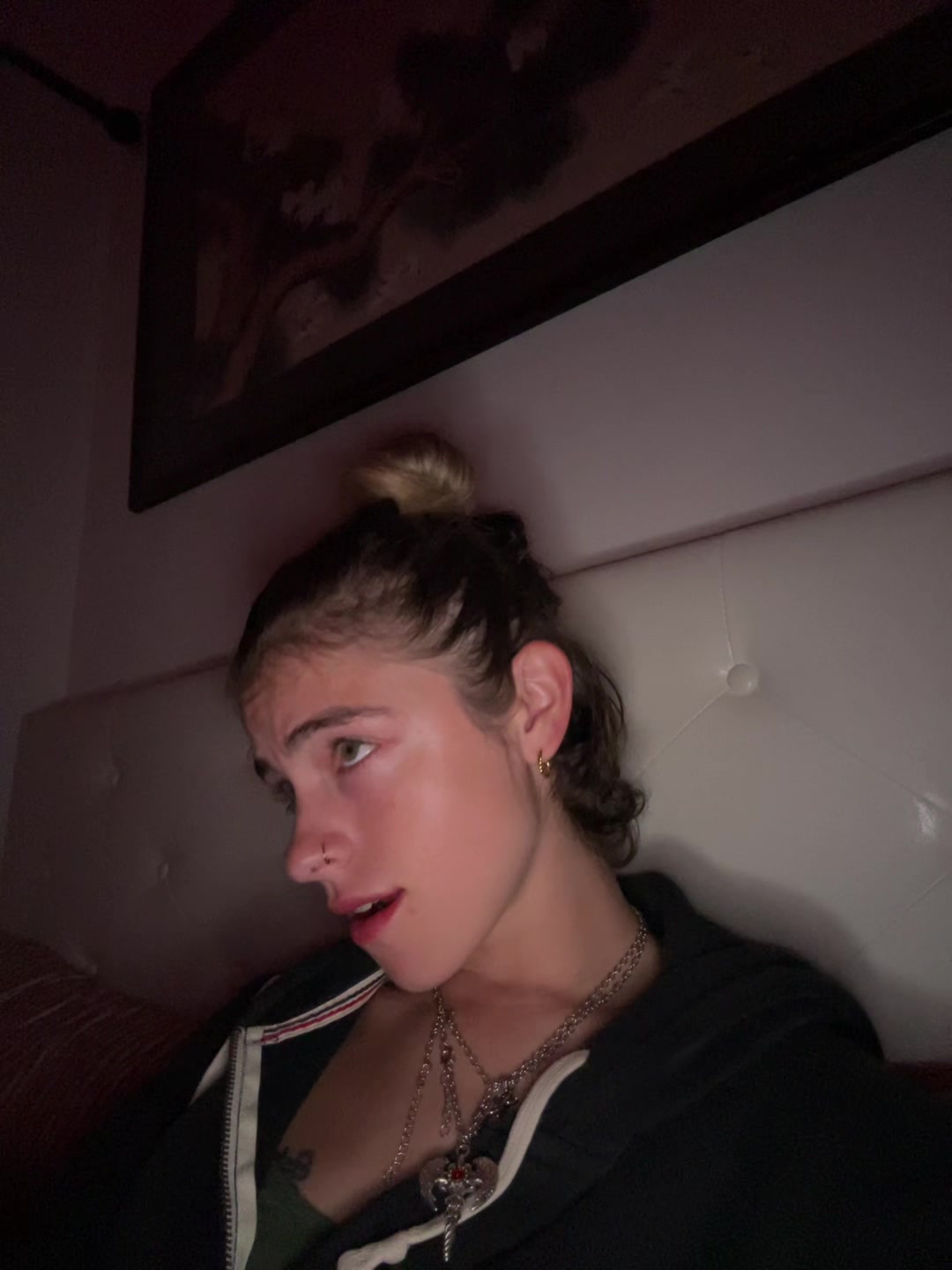 @Bella