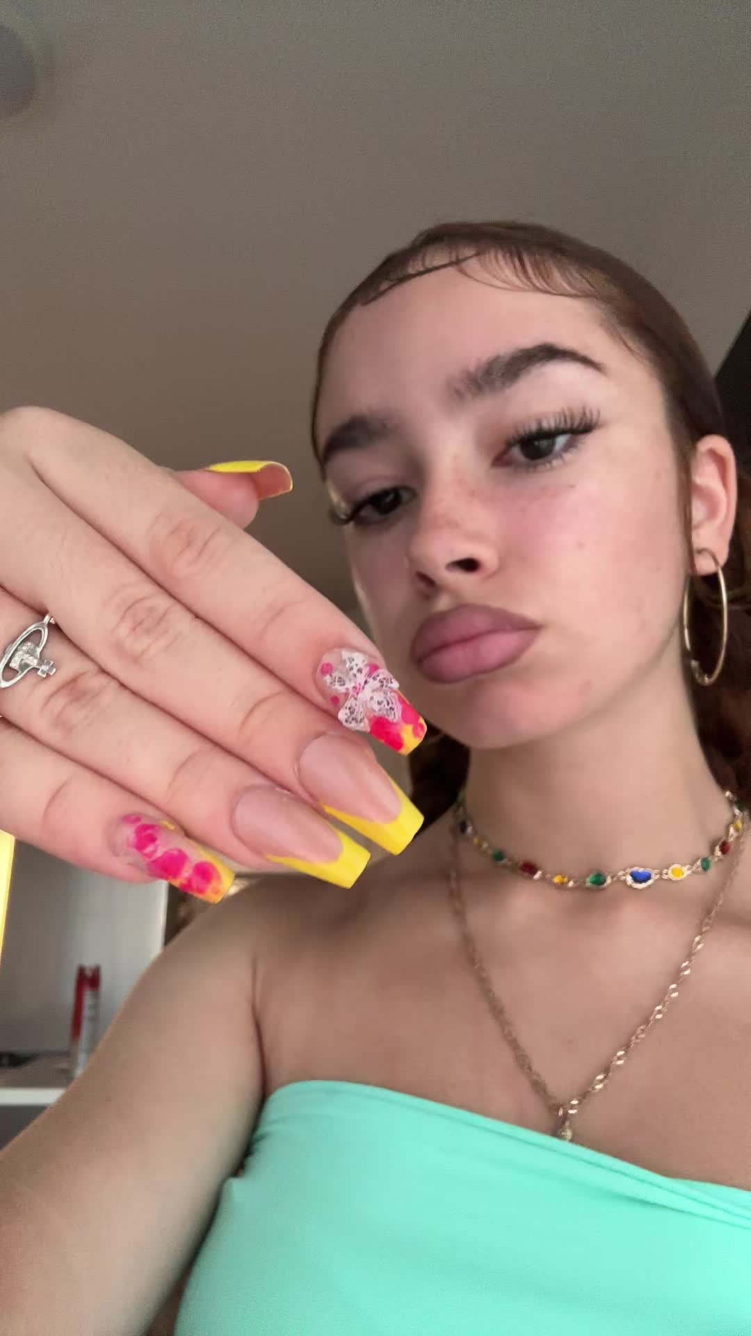 @nira