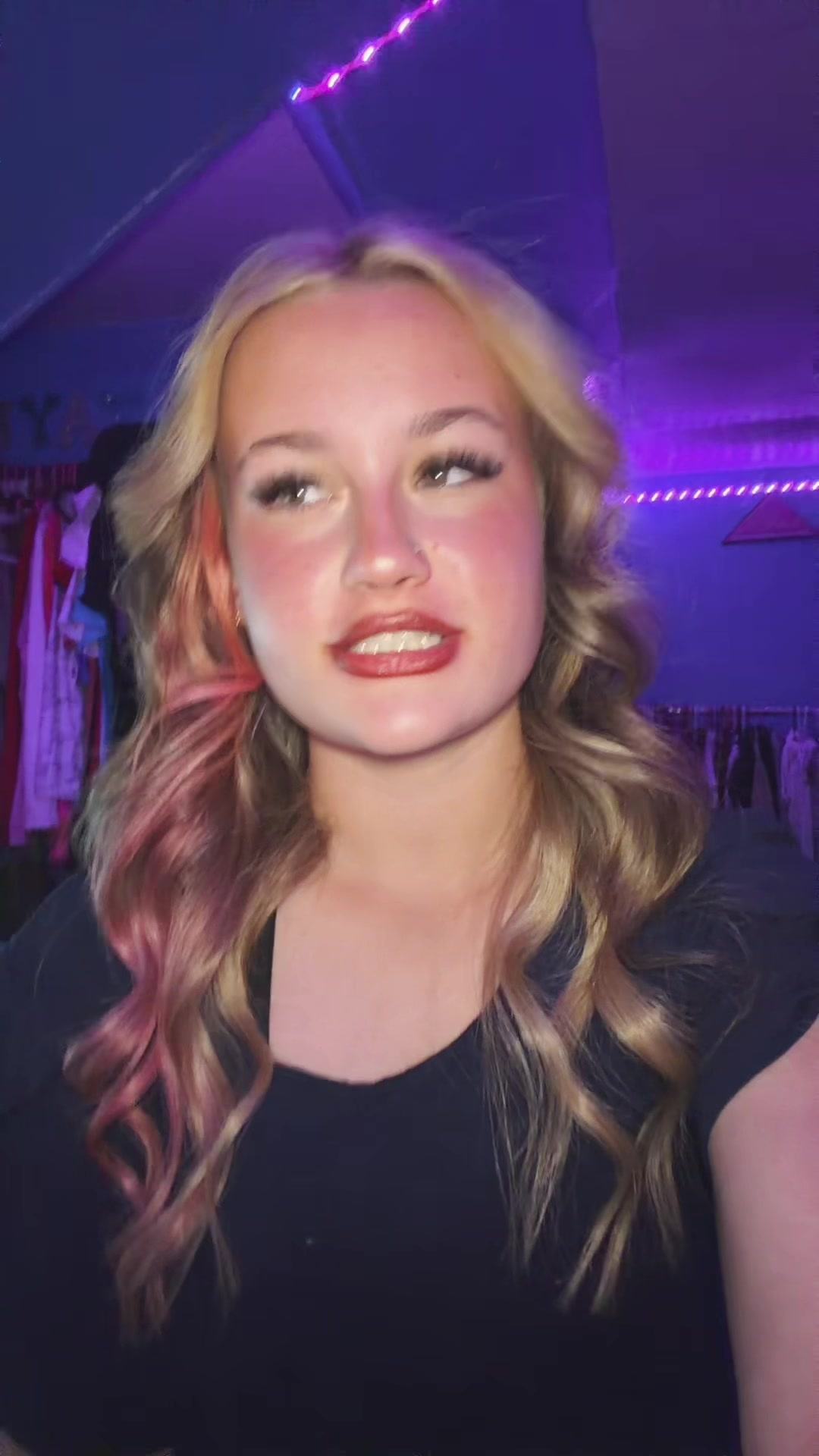 @𝐭 𝐚 𝐲 𝐥 𝐨 𝐫