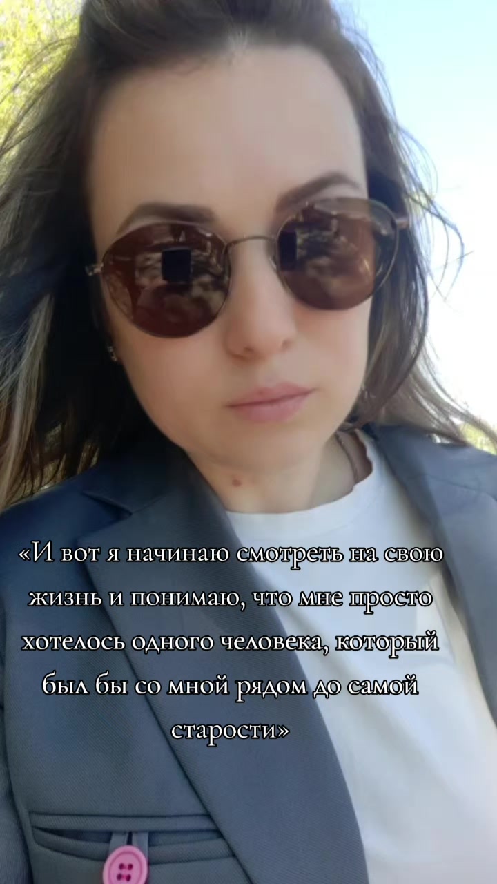 @🖤A.V.🤍💙❤️