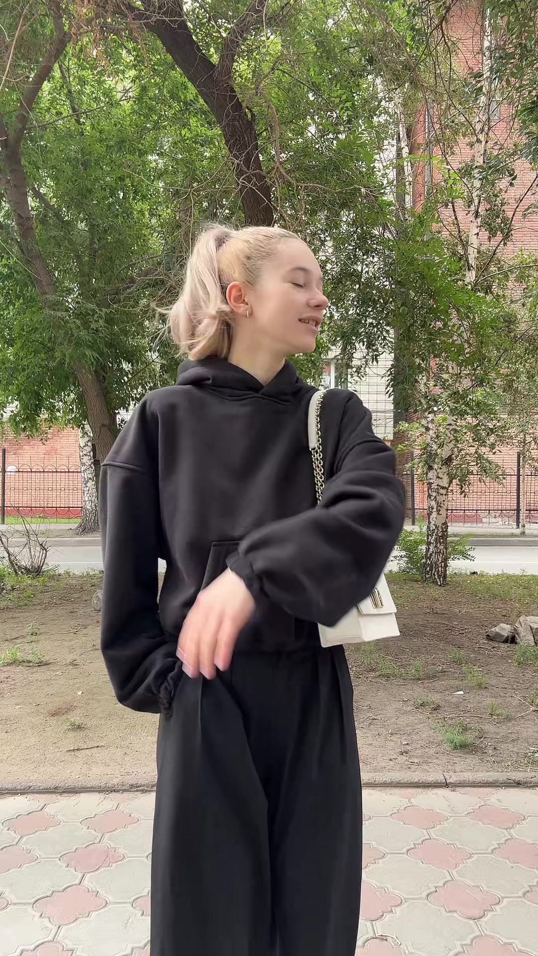 @vikakibi