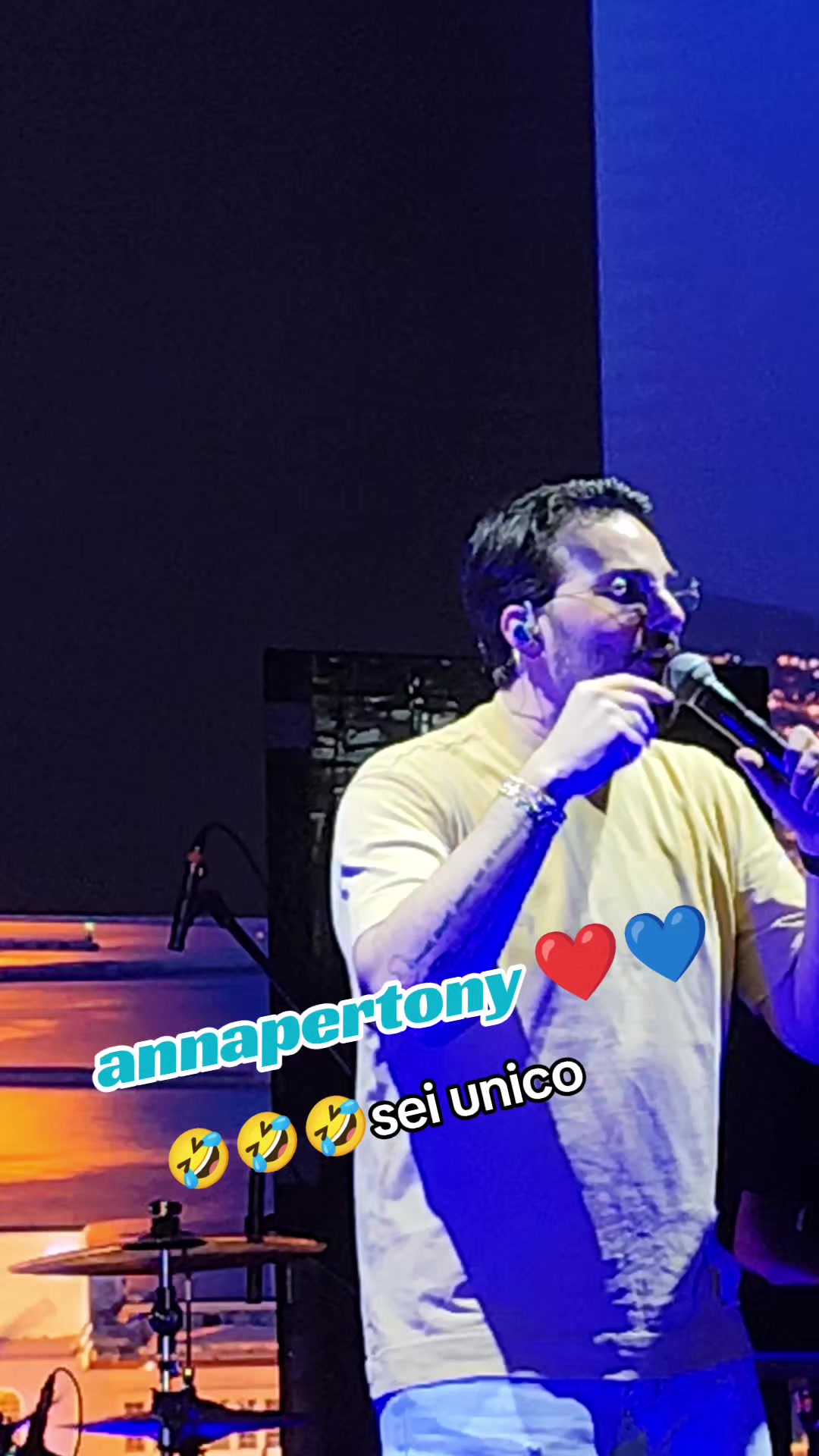 @AnnaperTonyColombo❤️💙