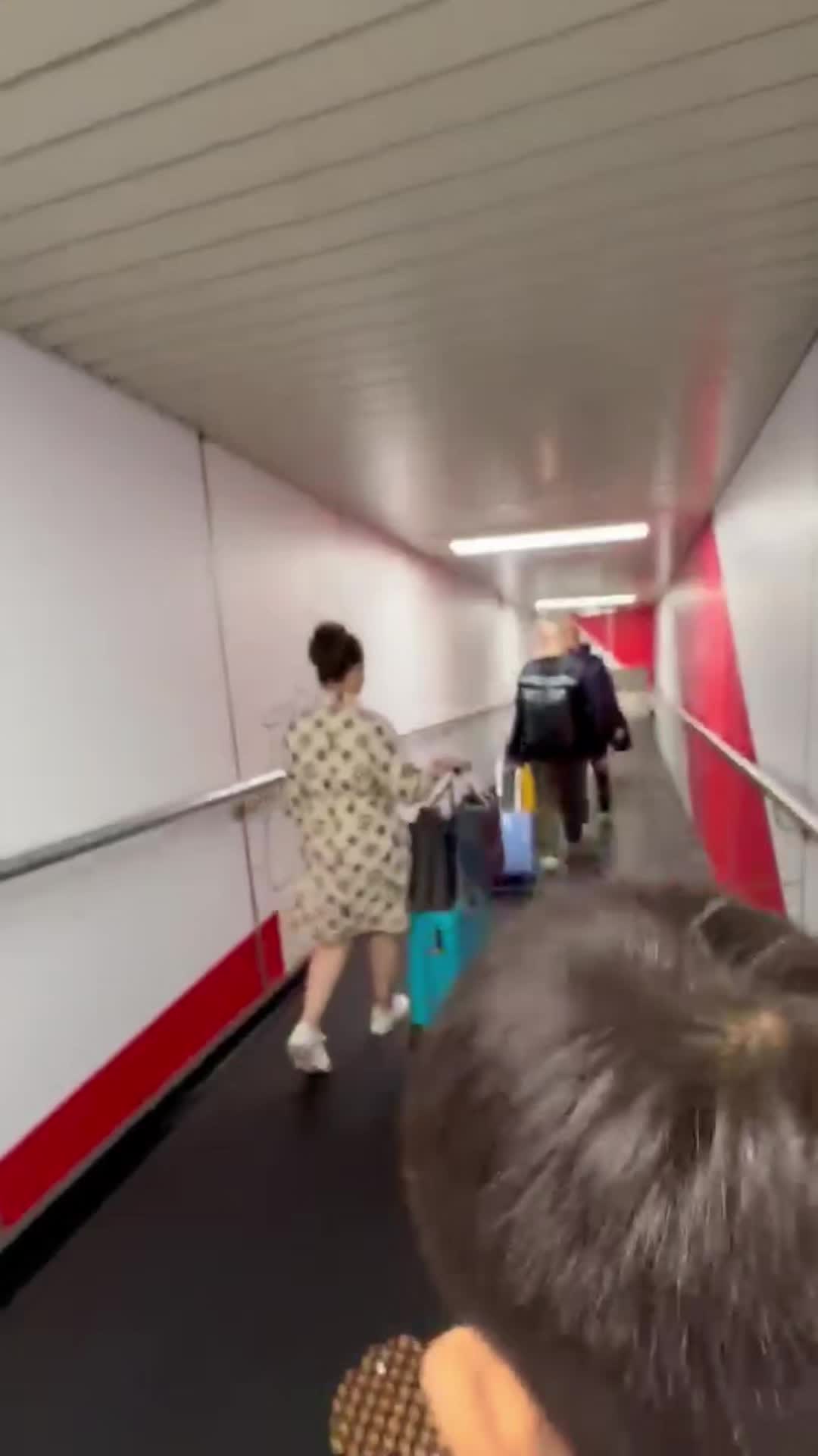 @d𝐄M𝐢-ᥫᩣ0v𝐄✈️🏝⚘️