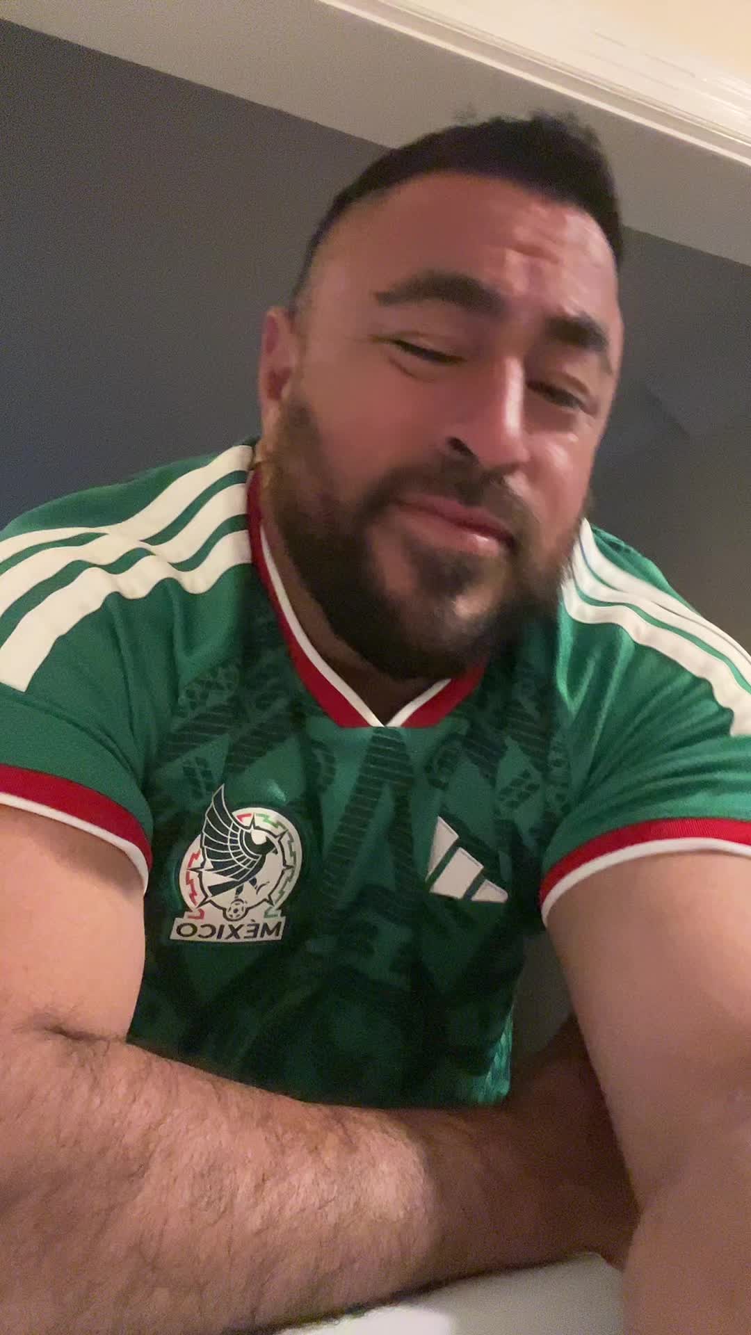 @Héctor Lascurain