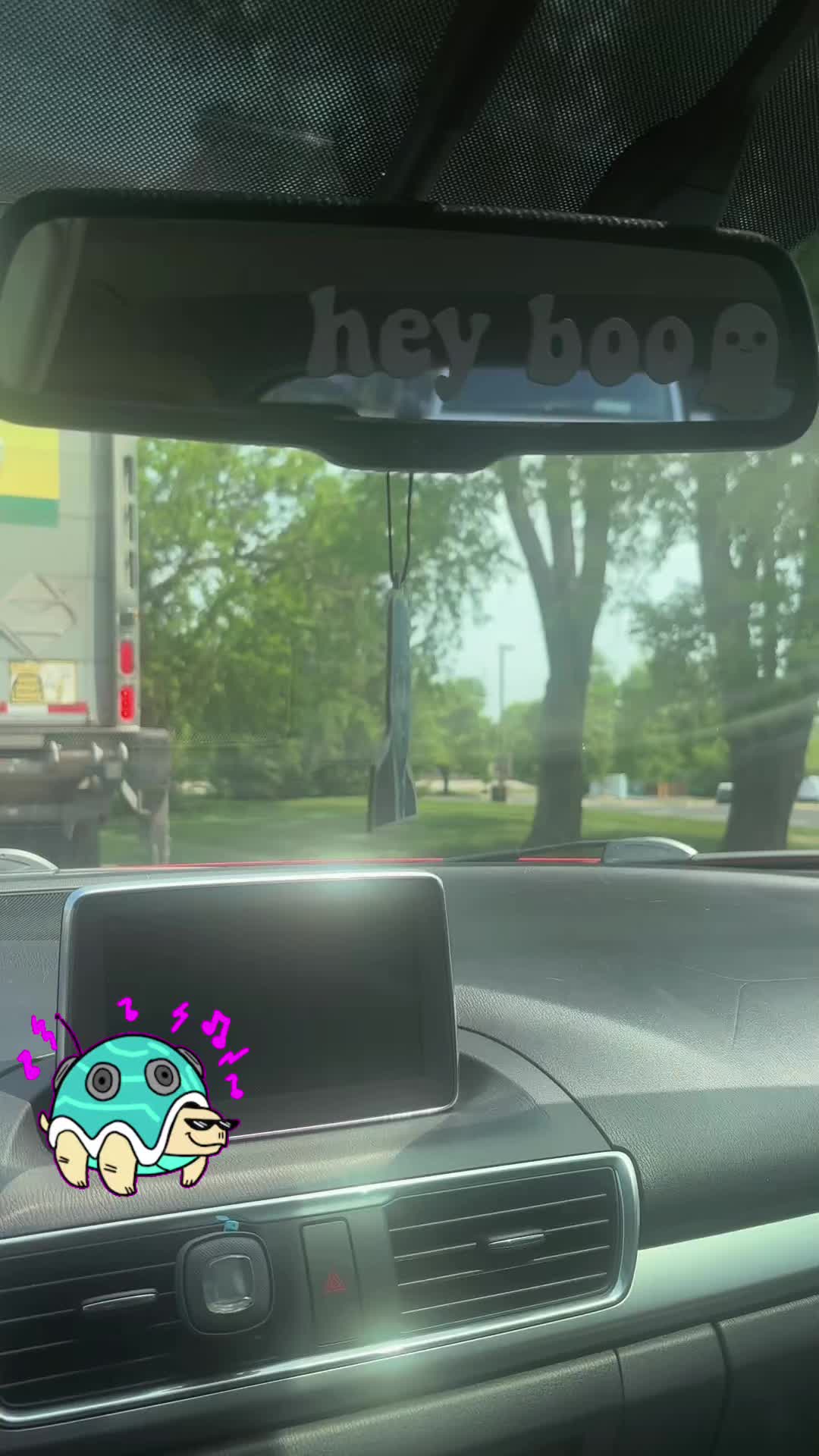 @Hollybutnotjolly