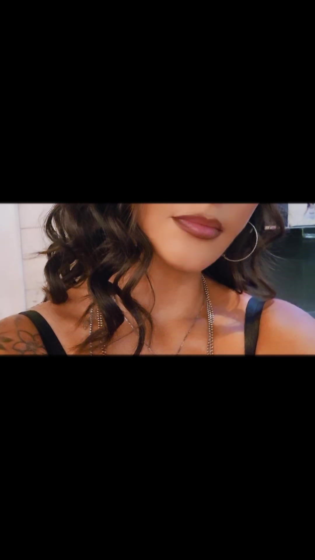 @tizianarebelgirl