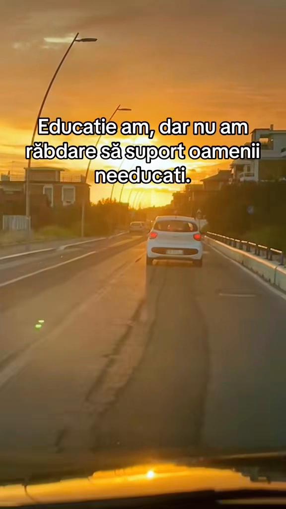 @geanina_94