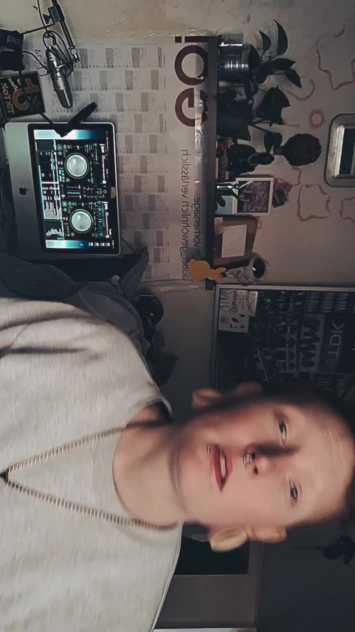 @SunnyLiONArt