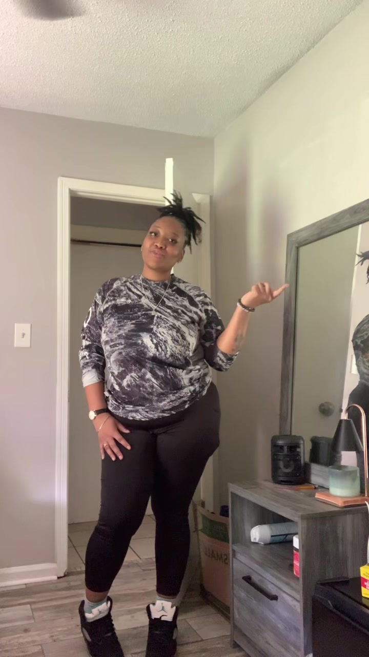 @dani-dee🦋