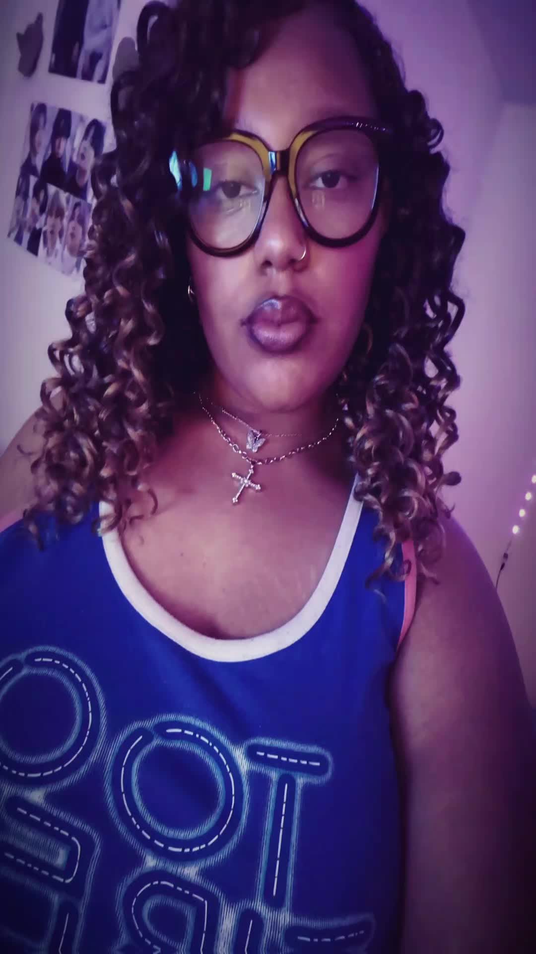 @𝑨𝒍𝒆𝒙𝒊𝒂 💋🍒