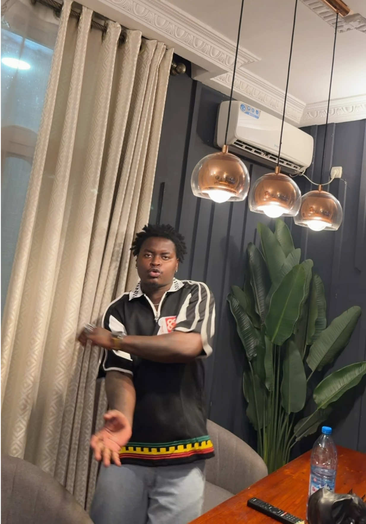 @𝐉𝐁_𝟏𝐱 🪼