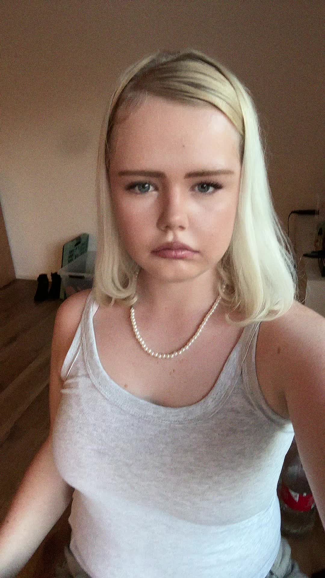 @Nastija🇷🇺🇩🇪