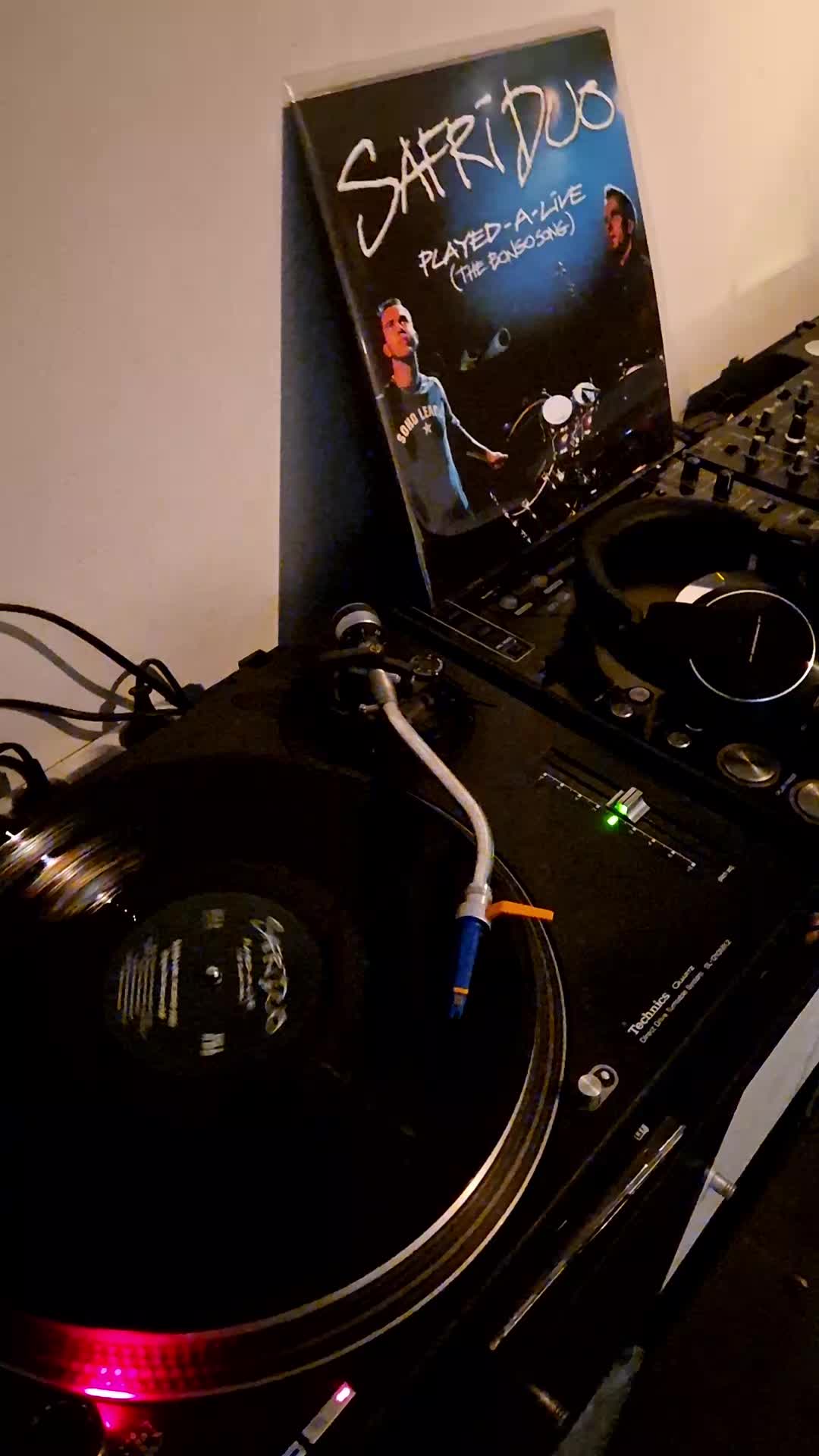 @Dj Hush