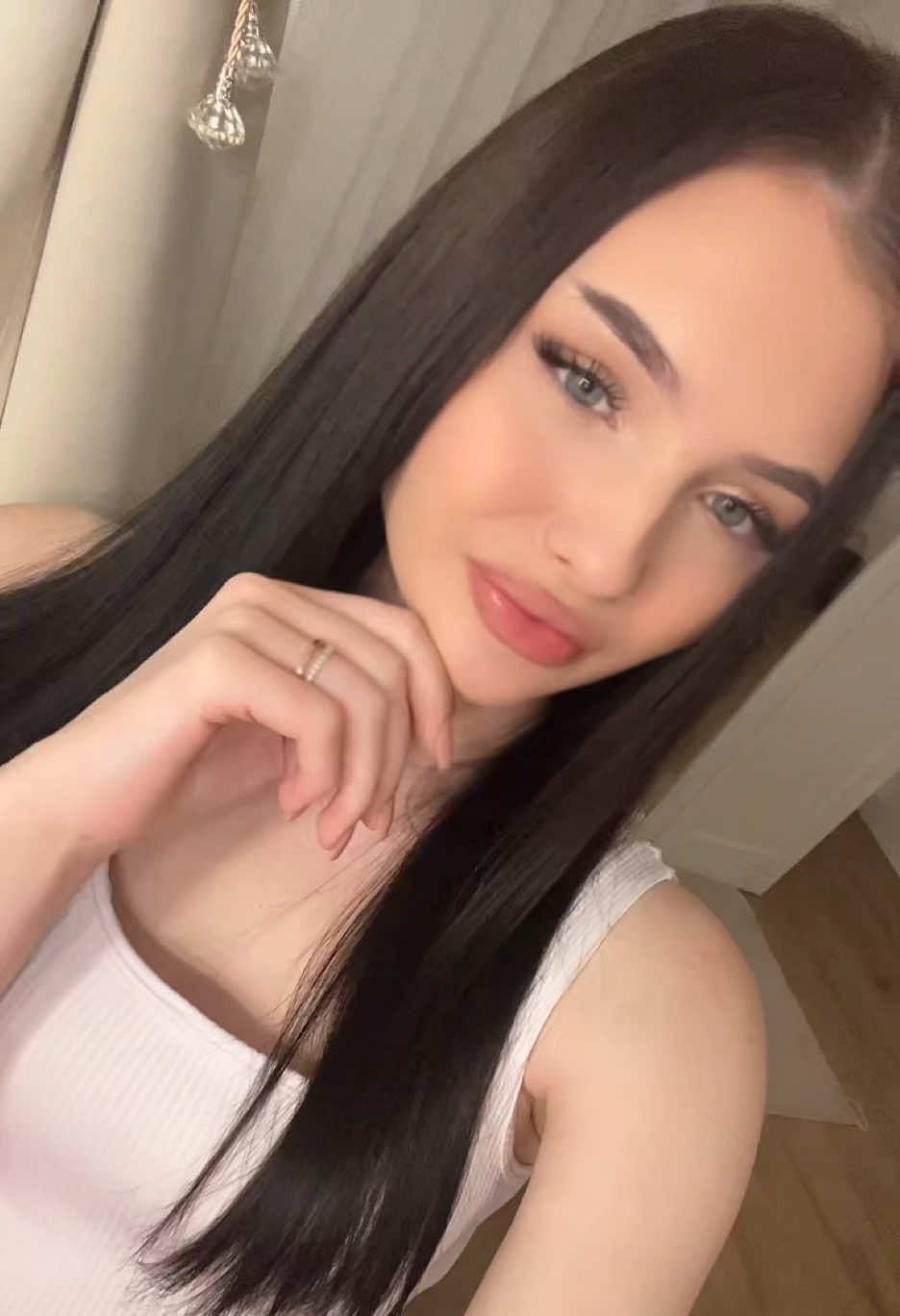 @ludmiila.aaa