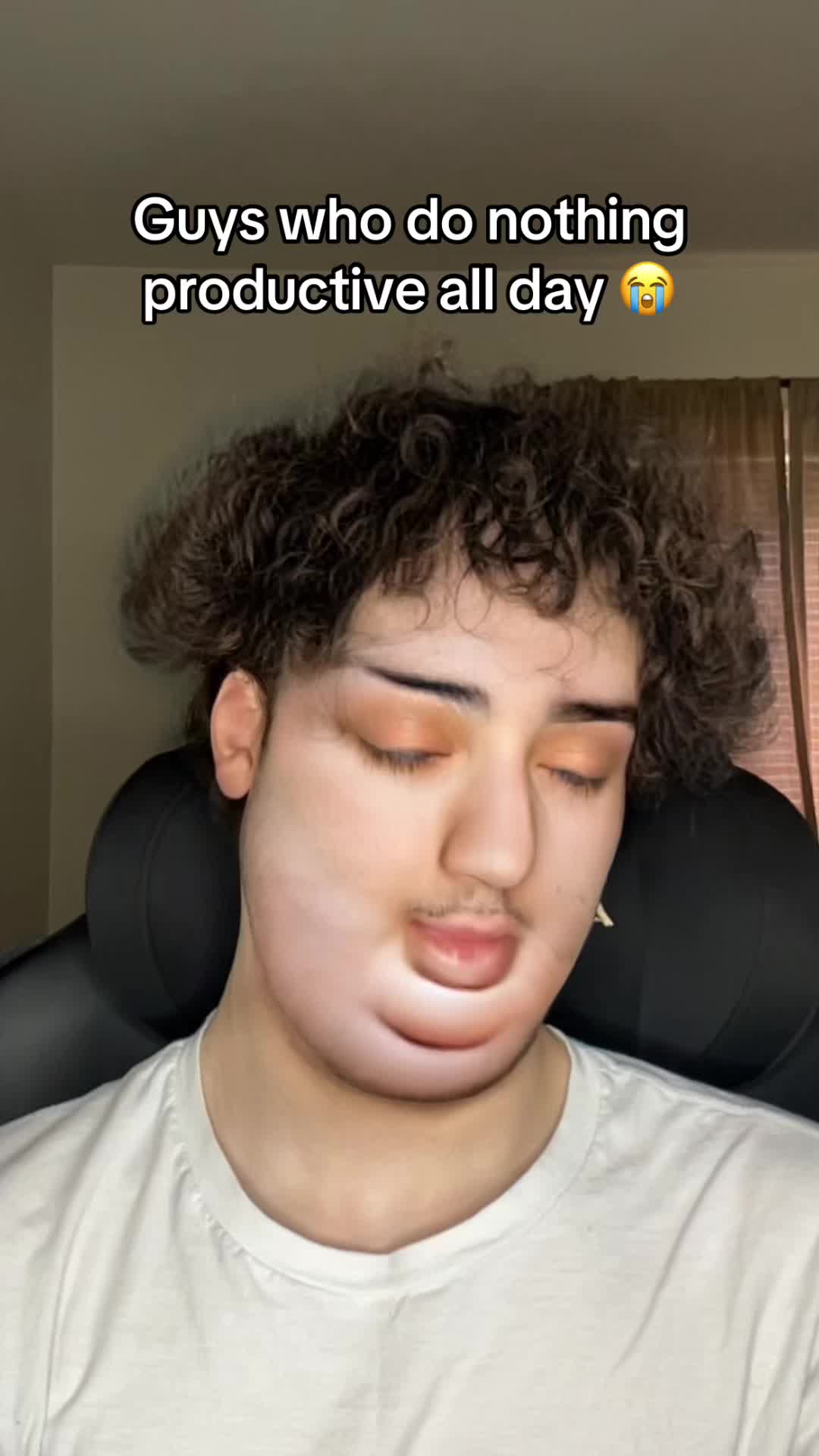 @𝙈𝙞𝙣𝙙𝙤𝙛𝙏𝙧𝙪𝙯𝙯