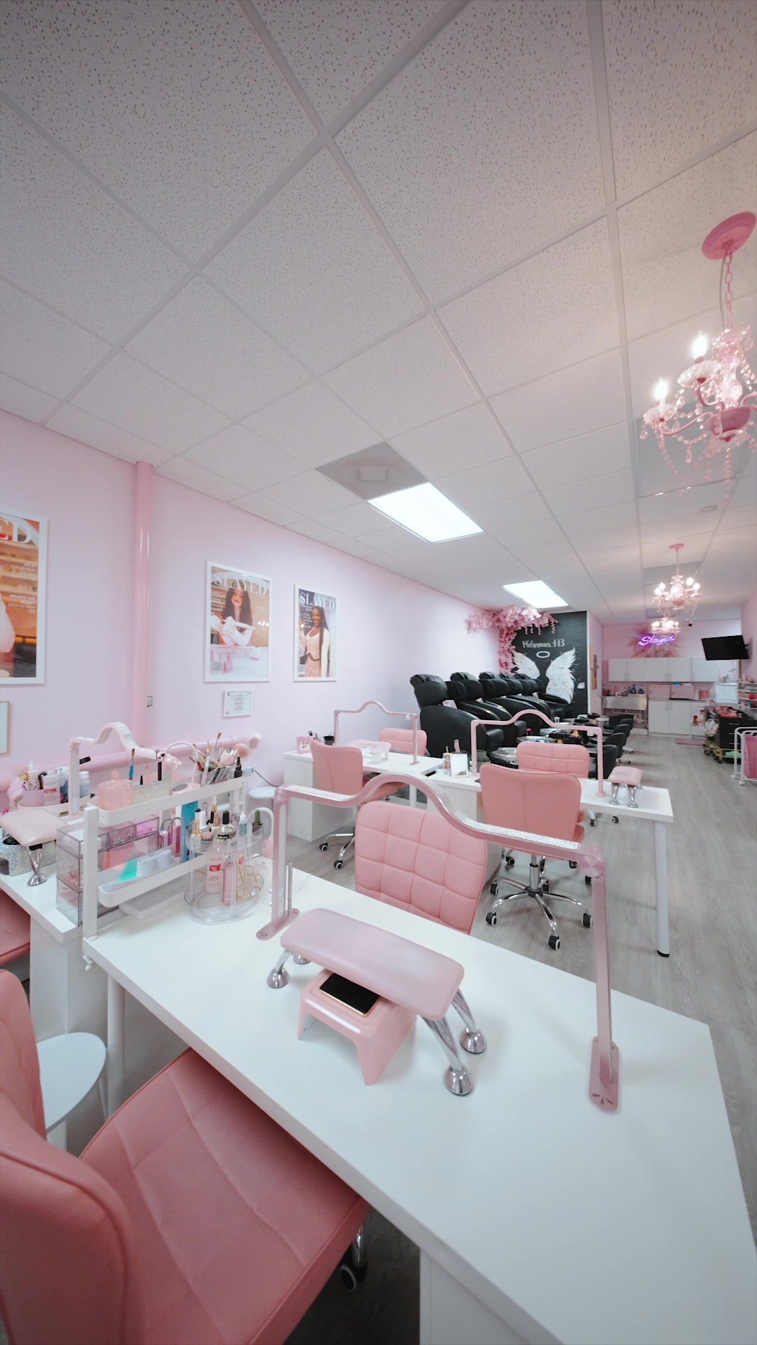 @Slayed_beautylounge