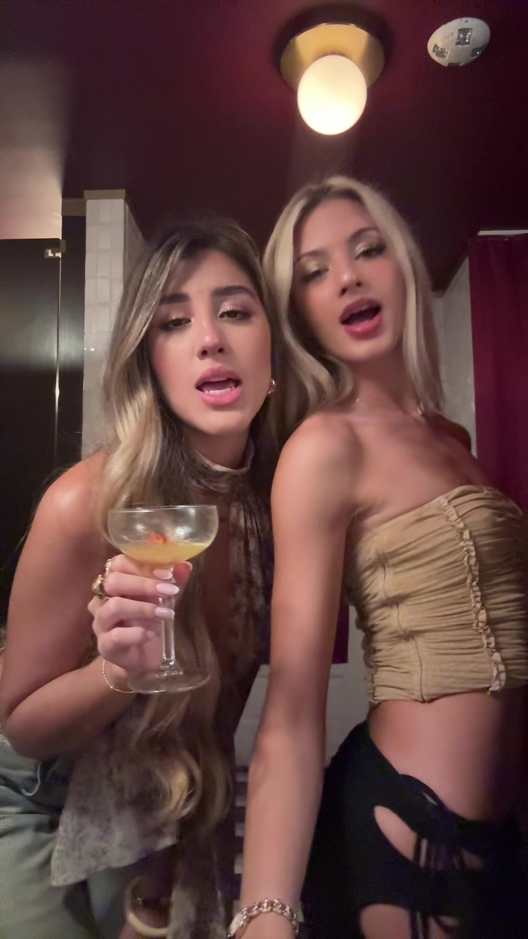 @Lara Cascardo