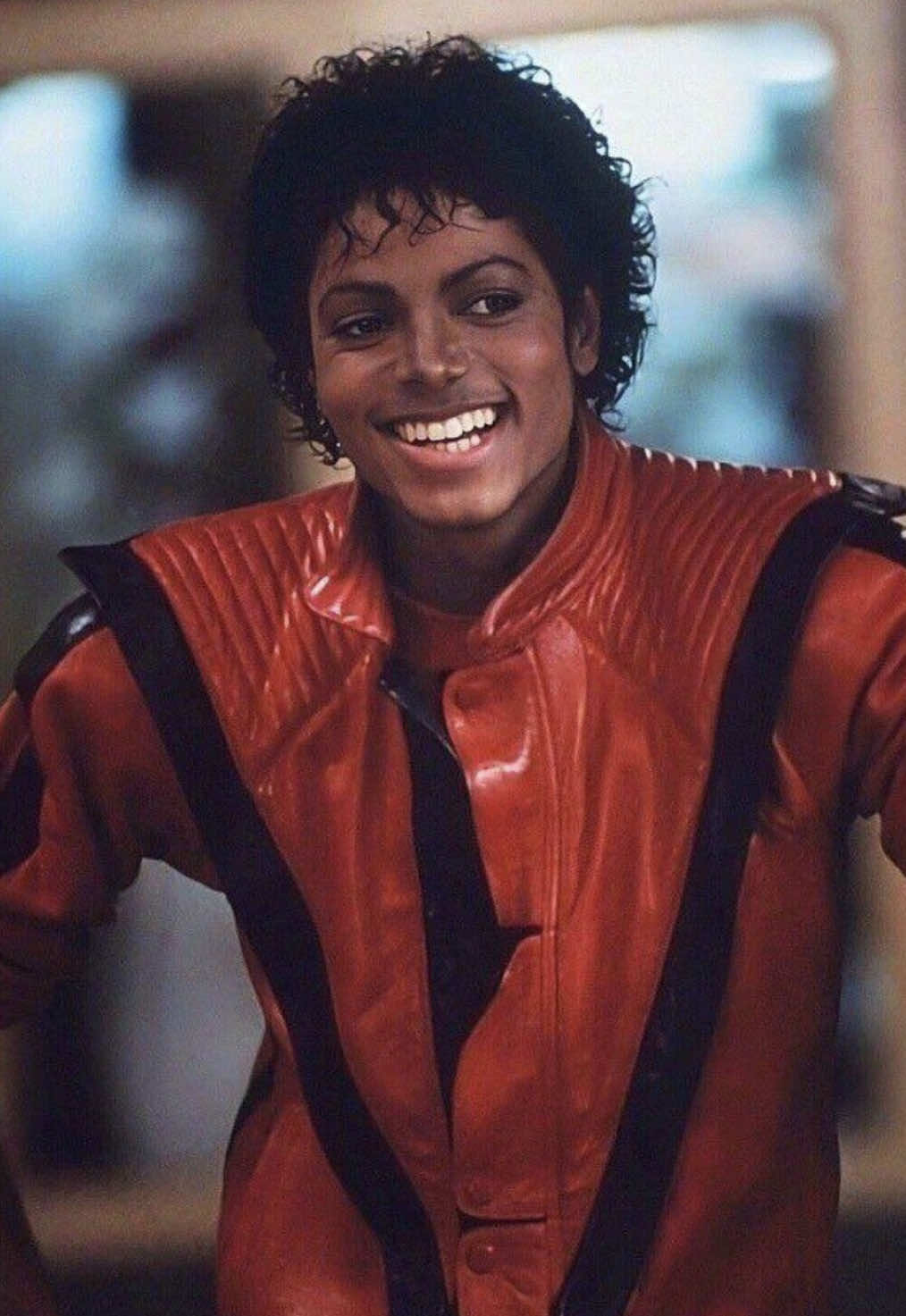 @👑 MJ Visuals