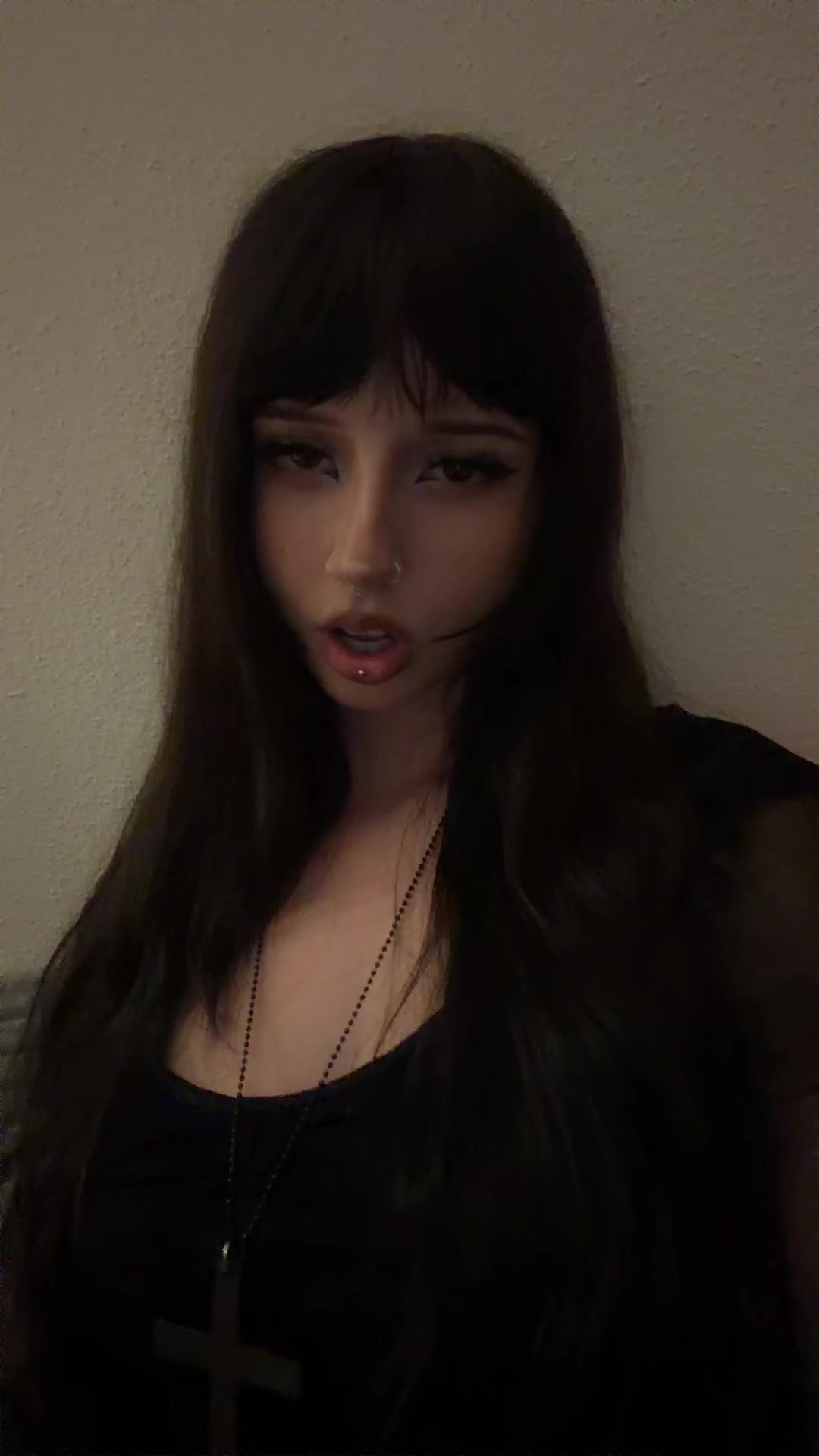 @𝖺𝗅𝗂𝗇𝖺