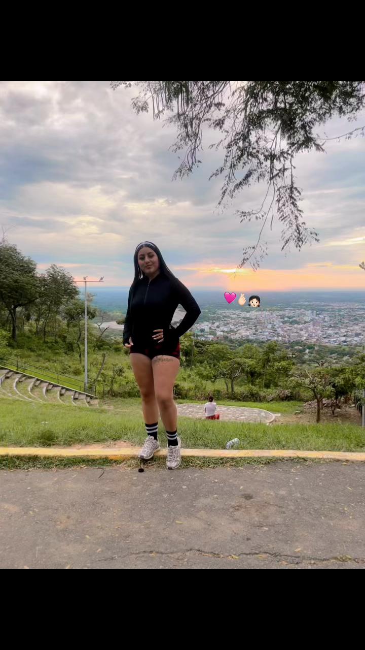 @Crissespinosa.