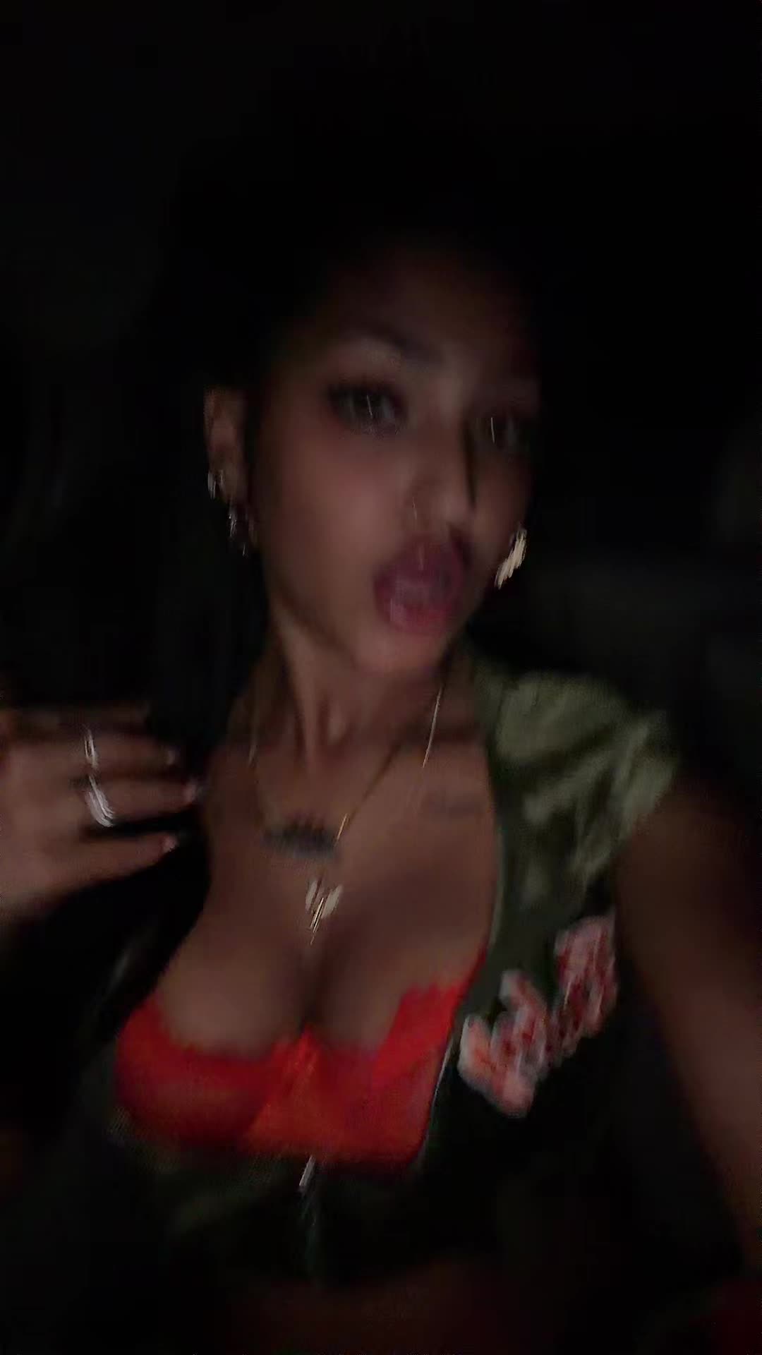 @aniyahalbino