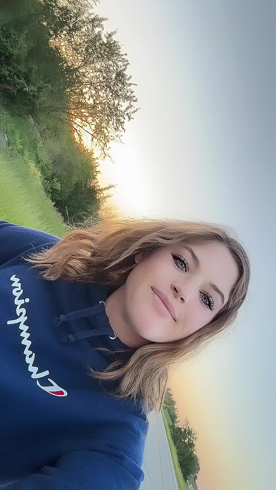 @JosLivin