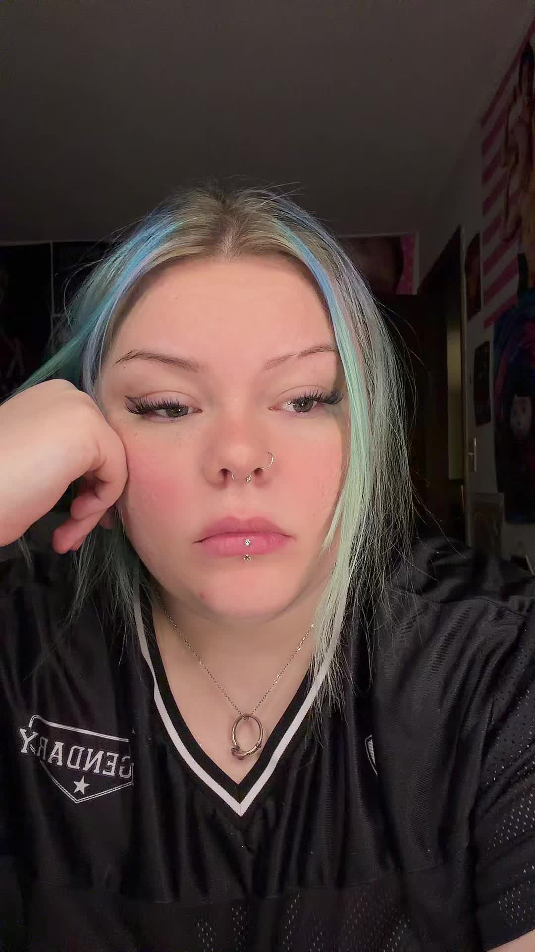 @Meganlarson777