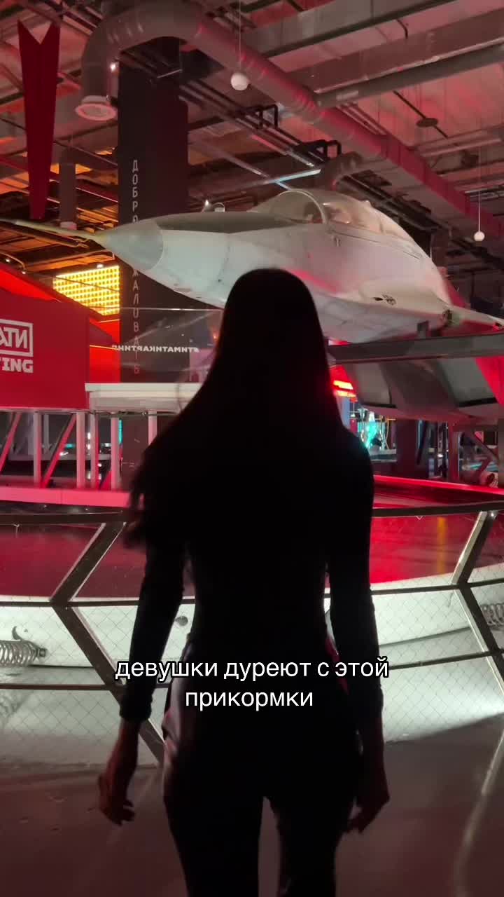 @alinareymo
