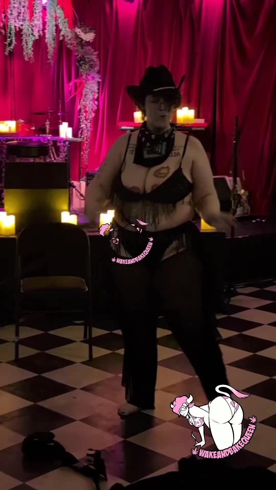 @WakeAndBakeQueen