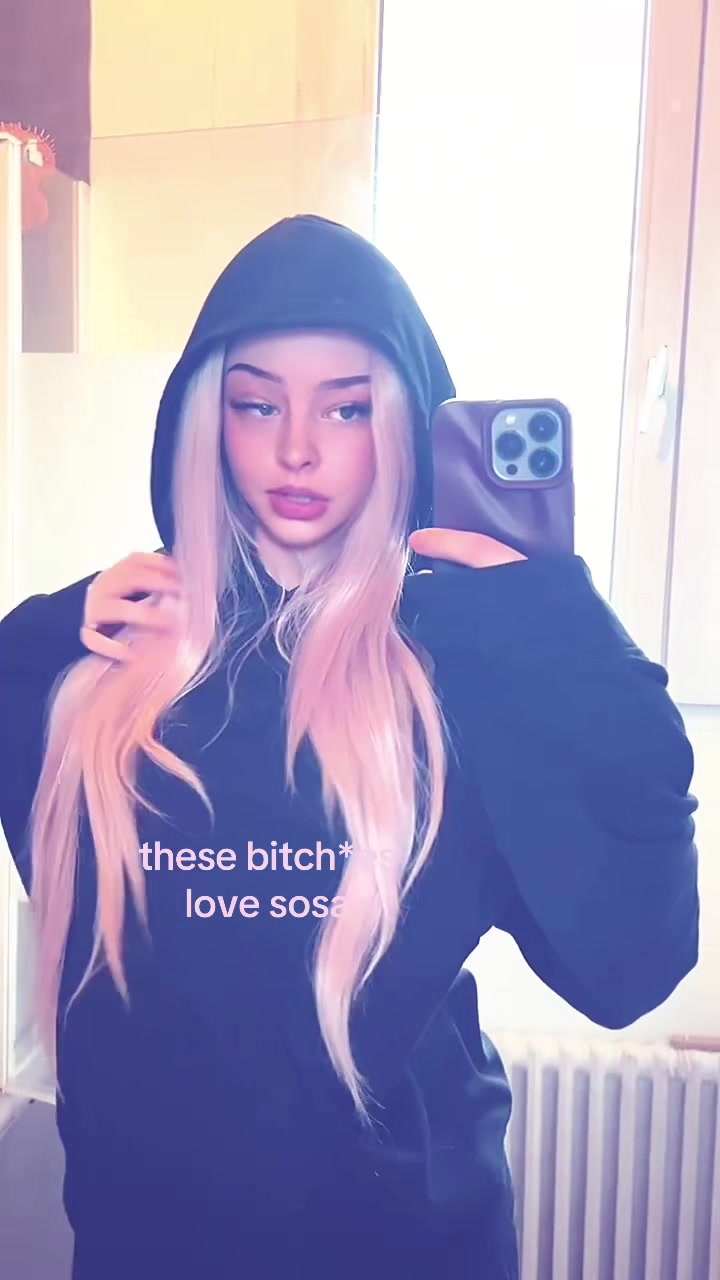 @Riri🍒