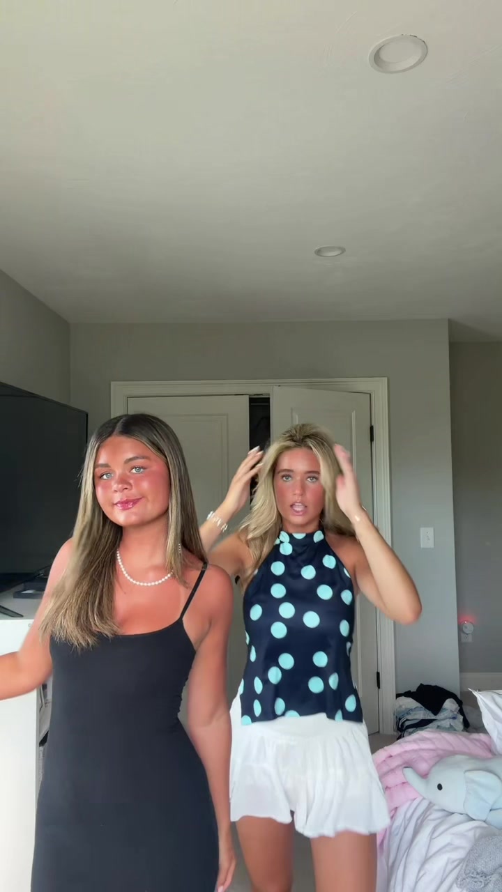 @Sophia