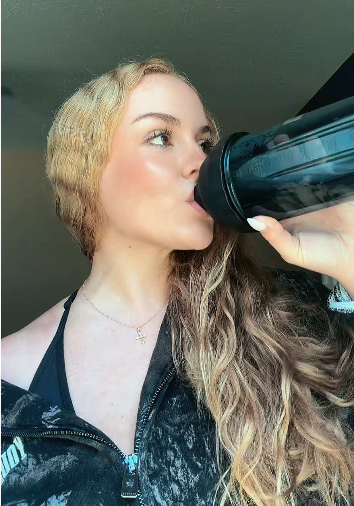 @AKKK🖤