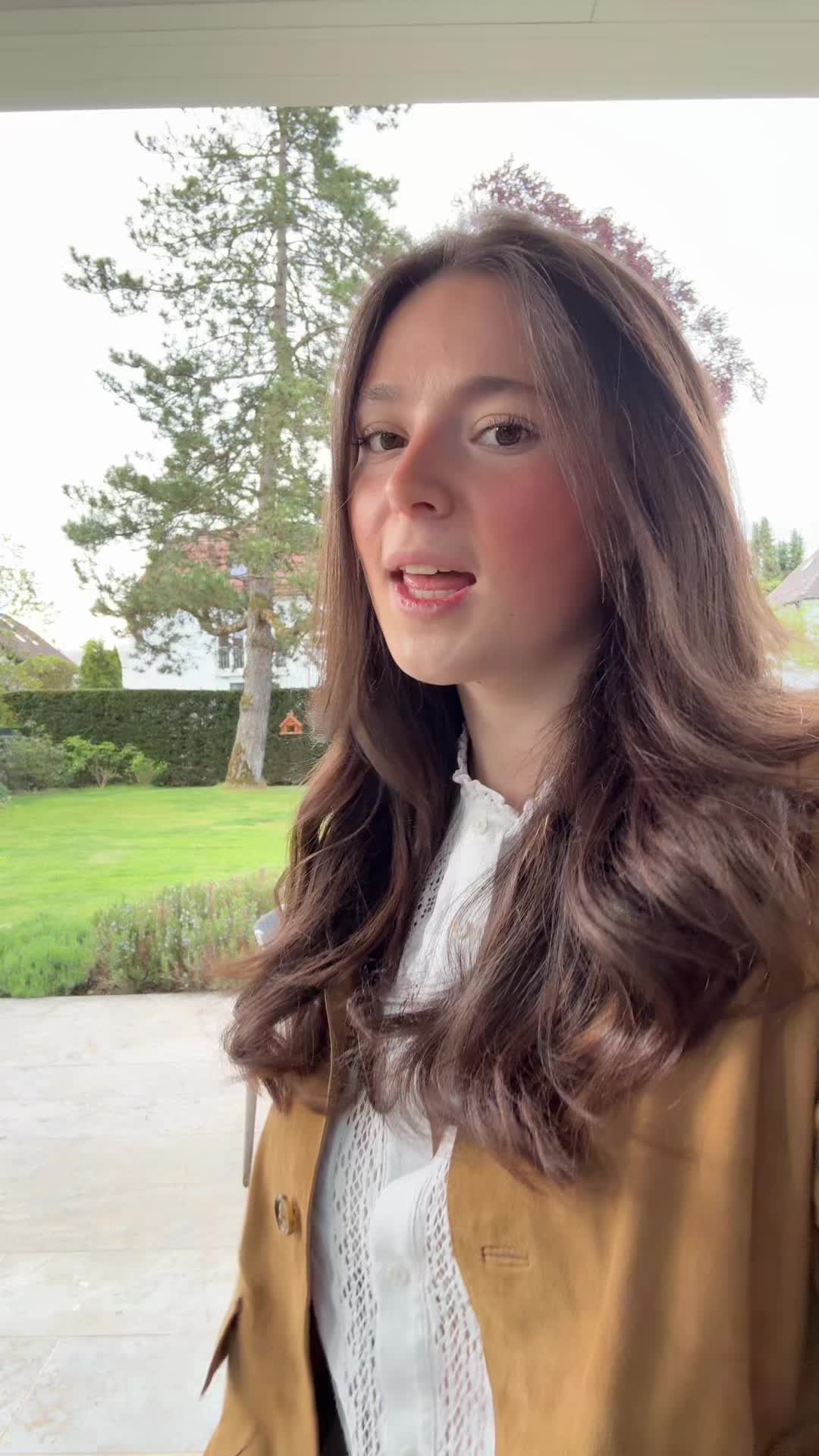 @Clara