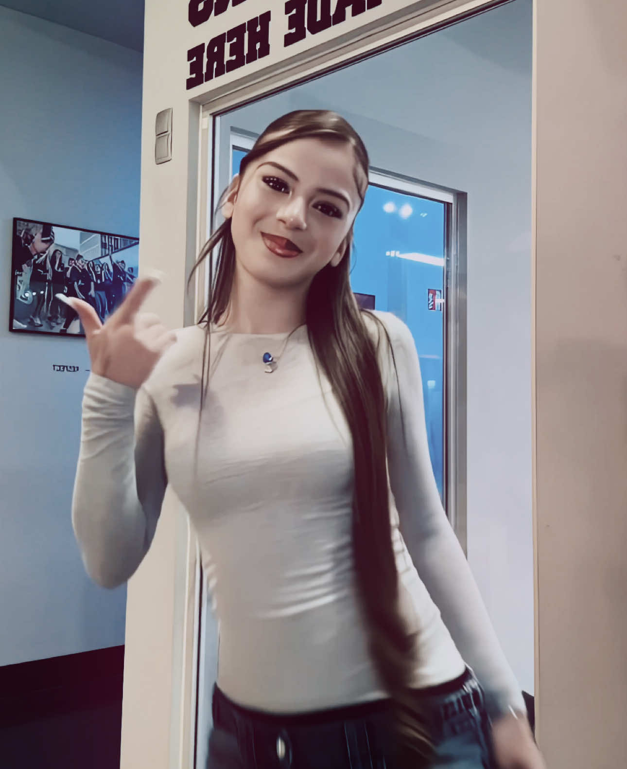 @𝐈𝐕𝐘 ❦