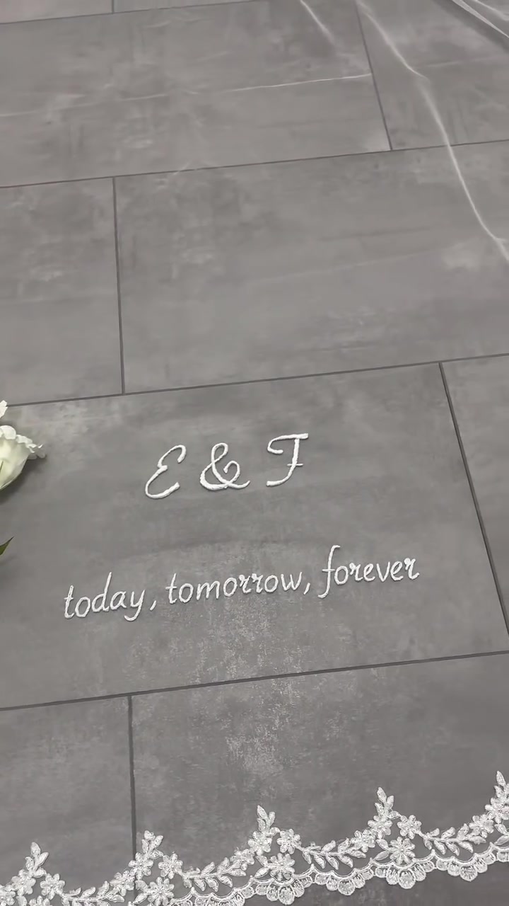 @MANICACOUTURE