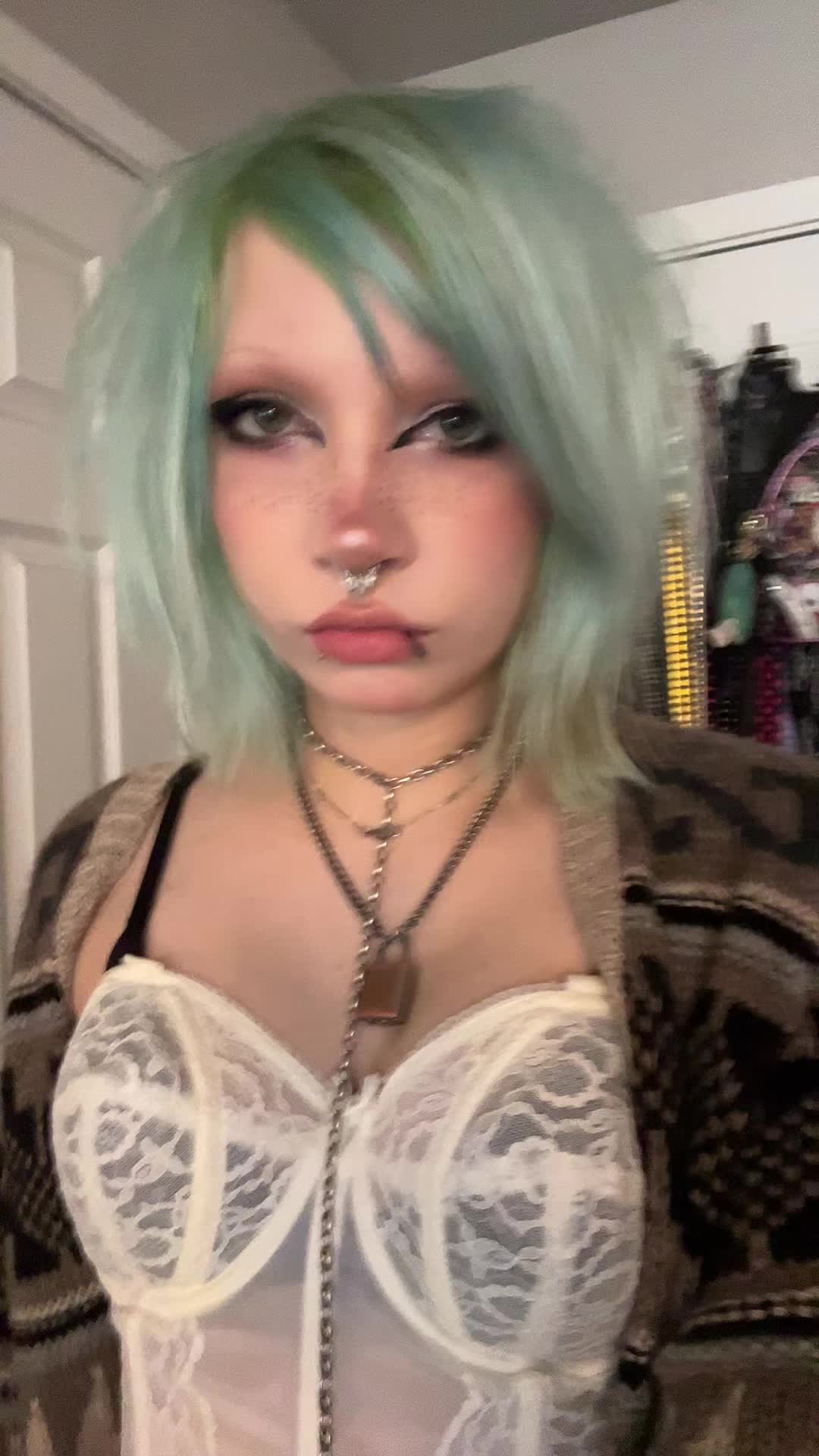 @toofs