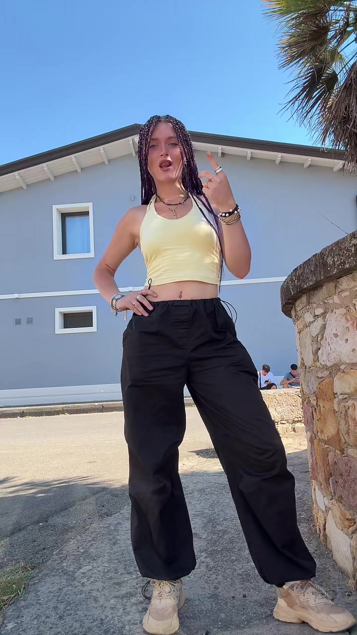@Ilaria