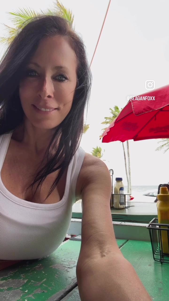@Reagan Foxx