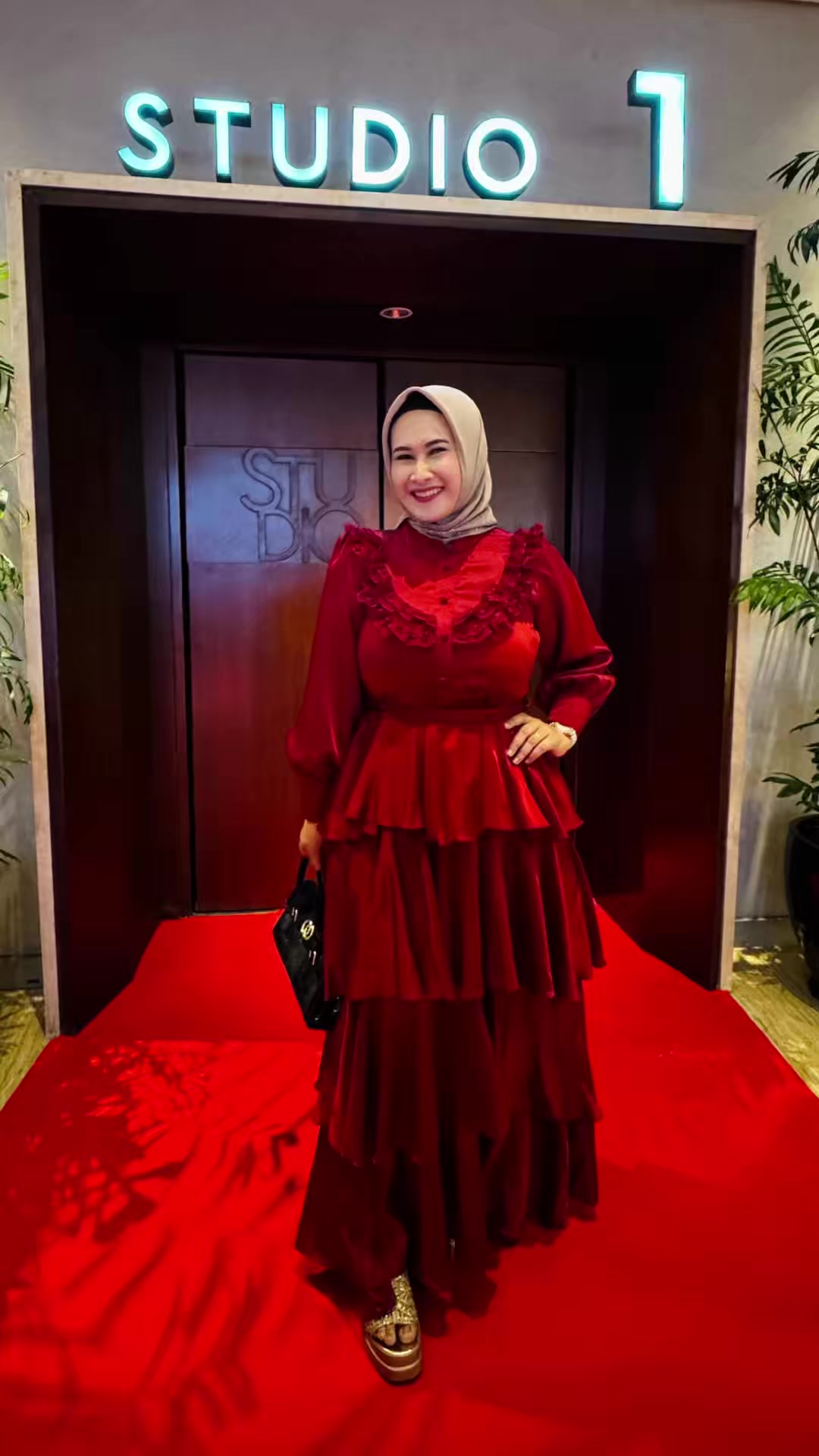 @Mama Akbar Alicia