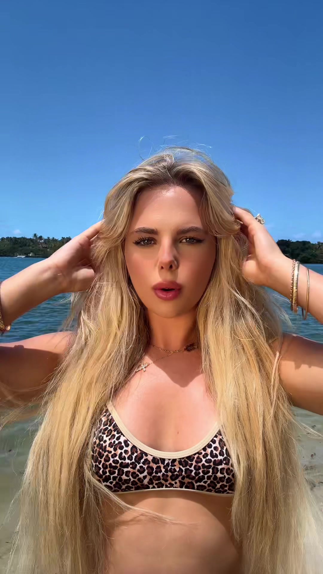 @Ellie Blue