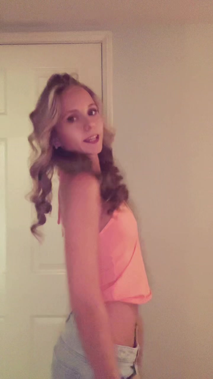 @ʎuuɐ˥ 💕🐆