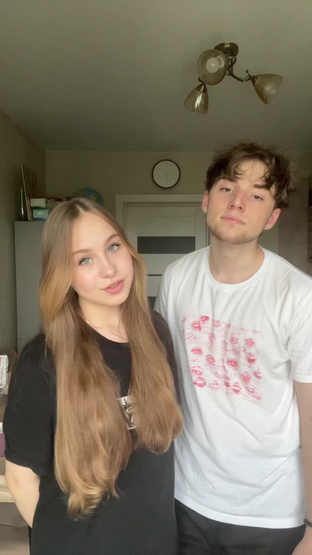 @𝐃𝐞𝐧𝐢𝐬 𝐁𝐫𝐞𝐚𝐳𝐞