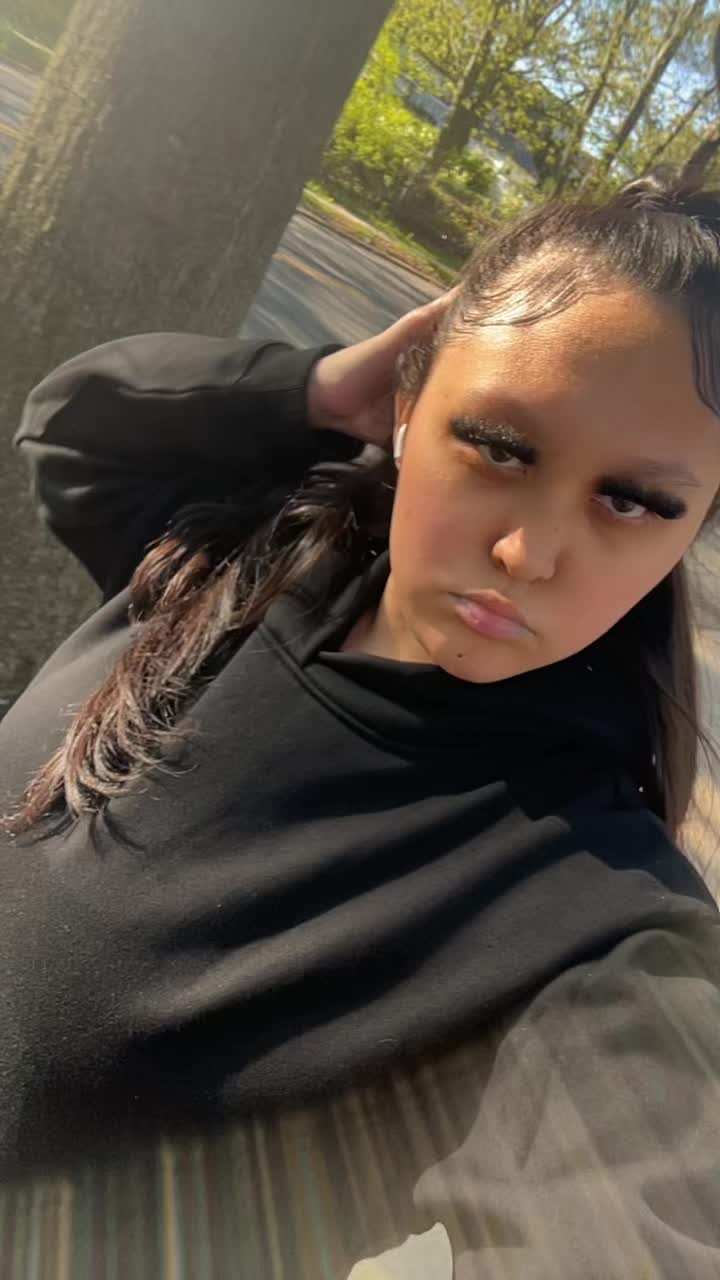 @-msSpotHaWeGottha!🧟&zwj;♀️